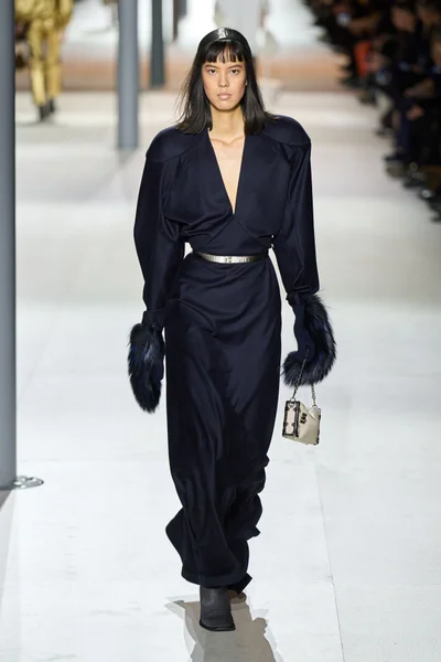Look 47